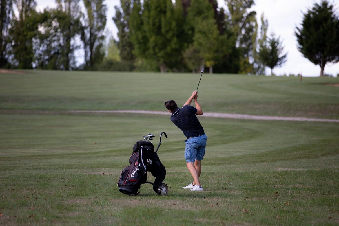 The Essential Guide to Choosing Your First Set of Golf Clubs