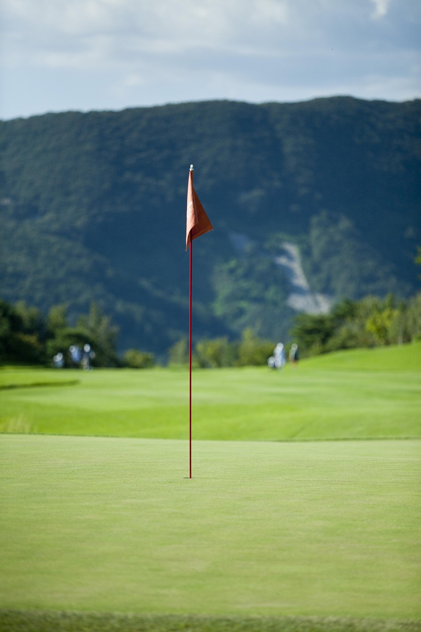 Perfect Putts: Discovering the Top Family-Friendly Golf Courses