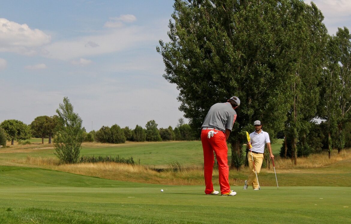 Essential Beginner Golf Gear Guide